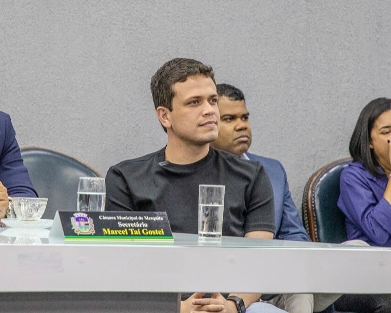 prefeito-participa-da-primeira-sessao-solene-da-camara-municipal-de-mesquita