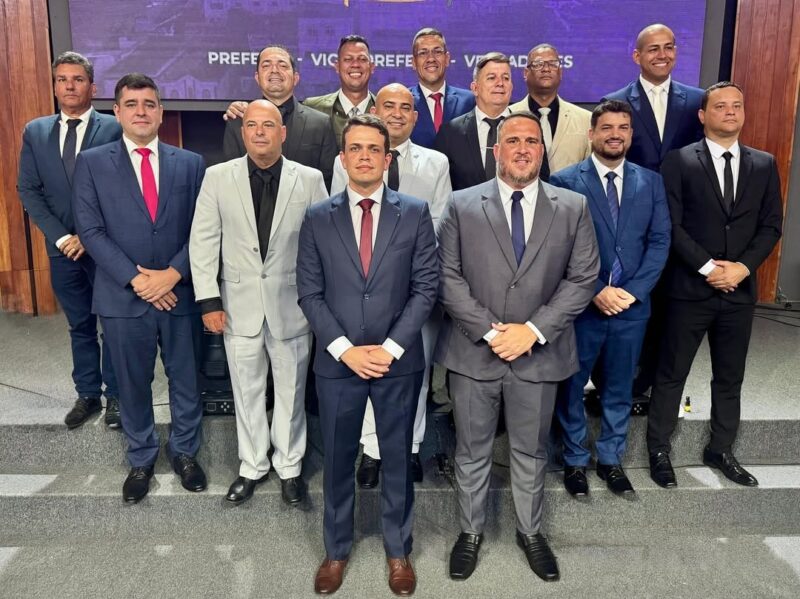 marotto-miranda-e-bruno-lucena-tomam-posse-em-mesquita