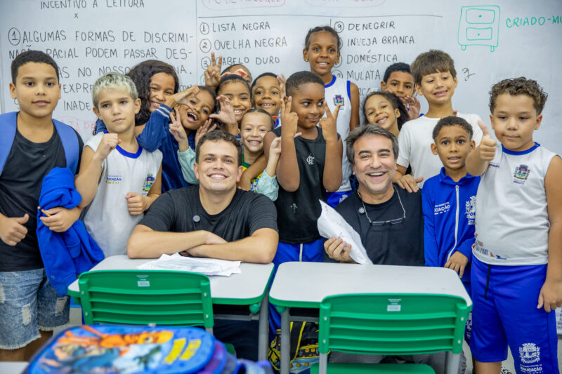expedito-miguel-vila-emil-recebe-escola-totalmente-reformada